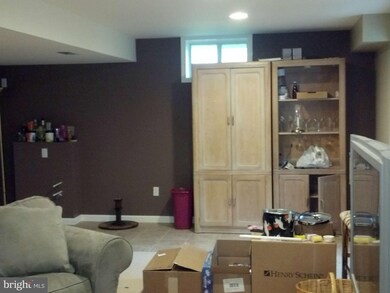 6 Bowie Mill Ave, Taneytown, MD 21787 - photo 3