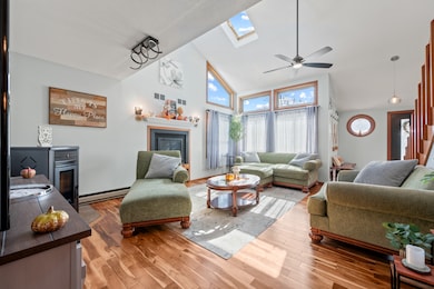 Beautiful hardwood flooring. Two skylights!