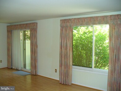 43 Eastford Ct, Parkville, MD 21234 - photo 2