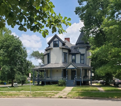 324 Stuart Ave, Kalamazoo, MI 49007 - photo 5