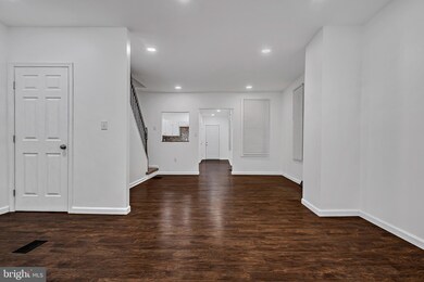 447 Juniper St, York, PA 17401 - photo 6