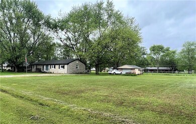 1908 Argyle Dr, Avon, IN 46123 - photo 2