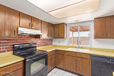 1813 W Nido Ave, Mesa, AZ 85202 - photo 4