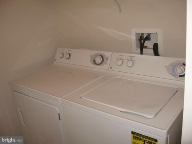 139 Heather Stone Way, Glen Burnie, MD 21061 - photo 6