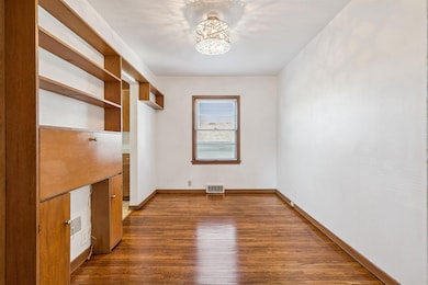 1025 W 8th St, Cedar Falls, IA 50613 - photo 7