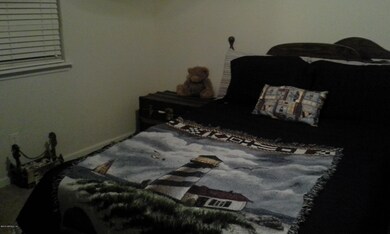 2380 Red Moon Dr, Jacksonville, FL 32216 - photo 7