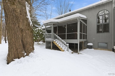 3130 Fiddlehead Glen, Baldwinsville, NY 13027 - photo 2