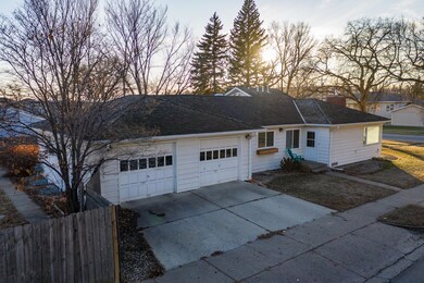1163 S 3rd St-8