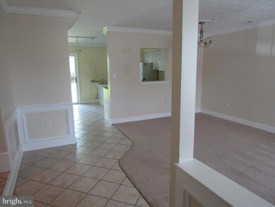 18726 Winding Creek Place, Germantown, MD 20874 - photo 4