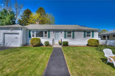 17 Riley Dr, Riverside, RI 02915 - photo 5