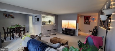 28 Canterbury Square unit 302, Alexandria, VA 22304 - photo 3