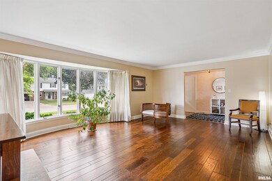 2525 Elm St, Davenport, IA 52803 - photo 5