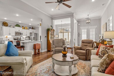 690 Shady Brooke Ln-Interior-5