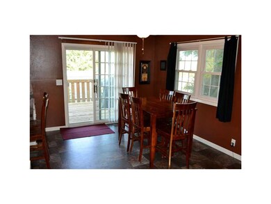 Eat-in Kitchen.
