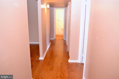 2230 Castle Rock Square unit 22C, Reston, VA 20191 - photo 6