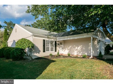 71 Buckingham Dr, Southampton, NJ 08088 - photo 2