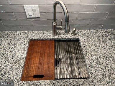 2322 Freetown Ct unit 1B, Reston, VA 20191 - photo 5