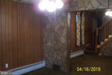 311 Clark St, Tamaqua, PA 18252 - photo 2