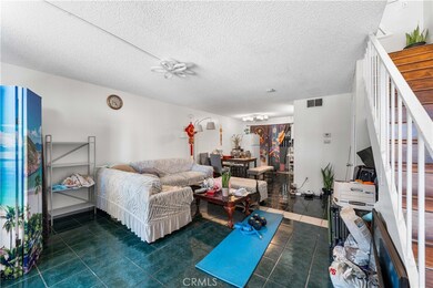 8414 Columbus Ave unit 10, North Hills, CA 91343 - photo 4
