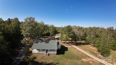 3330 Clinzo Feemster Rd, Hickory Grove, SC 29717 - photo 3