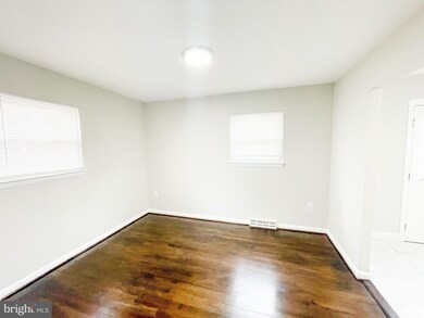 610 Suffolk Ave, Capitol Heights, MD 20743 - photo 5