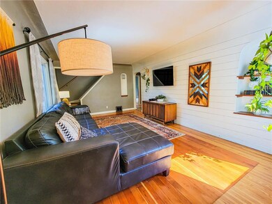 Amazing living room with built-in shelves