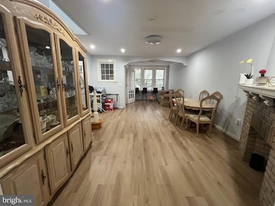 3139 Magee Ave, Philadelphia, PA 19149 - photo 4