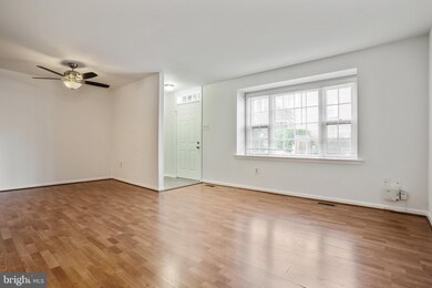 9811 Whiskey Run, Laurel, MD 20723 - photo 4