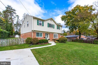13703 Frankfort Ct, Rockville, MD 20853 - photo 2