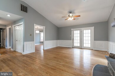 16320 Lea Dr, Bowie, MD 20715 - photo 7