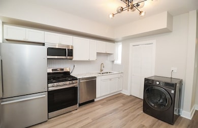 6110 S Saint Lawrence Ave unit 3, Chicago, IL 60637 - photo 6