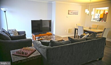 7002 Yellow Amber Ct, Capitol Heights, MD 20743 - photo 5