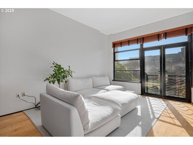 420 NW 11th Ave unit 511, Portland, OR 97209 - photo 4