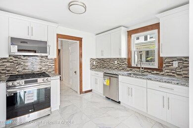 317 Broad St, Keyport, NJ 07735 - photo 6