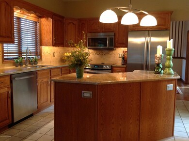 27 Tiller Rd, Shavertown, PA 18708 - photo 3