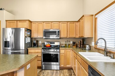 20554 Conifer Ave, Bend, OR 97702 - photo 5