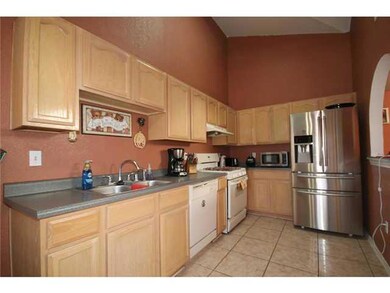 812 Nazareno St, El Paso, TX 79928 - photo 6