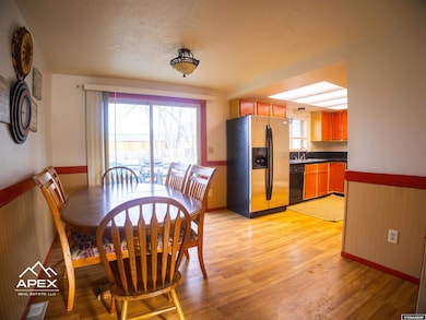 102 Mohawk Ct, Evanston, WY 82930 - photo 3