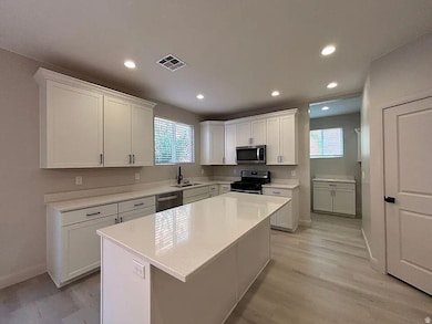 840 Twin Lakes Dr unit 411, St. George, UT 84770 - photo 3