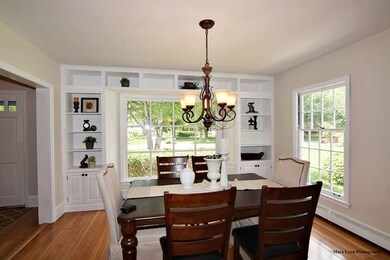 348 N Jefferson St, Batavia, IL 60510 - photo 3