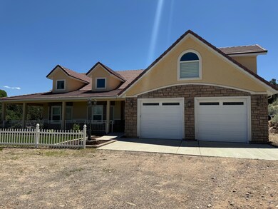 47 W 400 S, Parowan, UT 84761 - photo 2