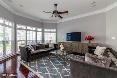 22312 Lost Branch Cir, Ashburn, VA 20148 - photo 2