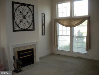 4053 Laurel Ln, Mount Joy, PA 17552 - photo 3