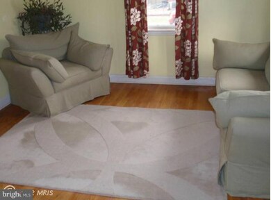 1734 White Oak Ave, Parkville, MD 21234 - photo 2