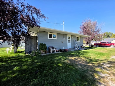 210 3rd Ave SW, Choteau, MT 59422 - photo 4