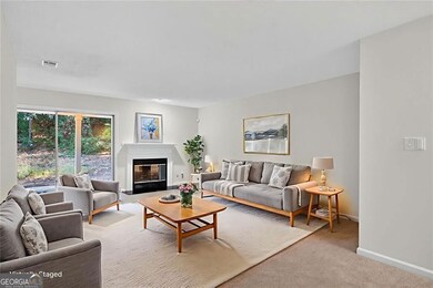 6023 Coventry Cir, Alpharetta, GA 30004 - photo 4