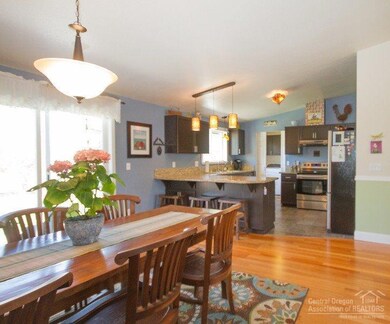 23086 Remuda Ln, Bend, OR 97701 - photo 7