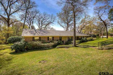 905 905 E Watkins, Tyler, TX 75701 - photo 3