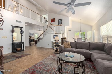 8873Myrtle_FrontRoom