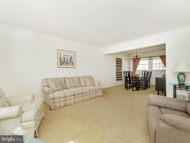 32 Winding Way W, Morrisville, PA 19067 - photo 6